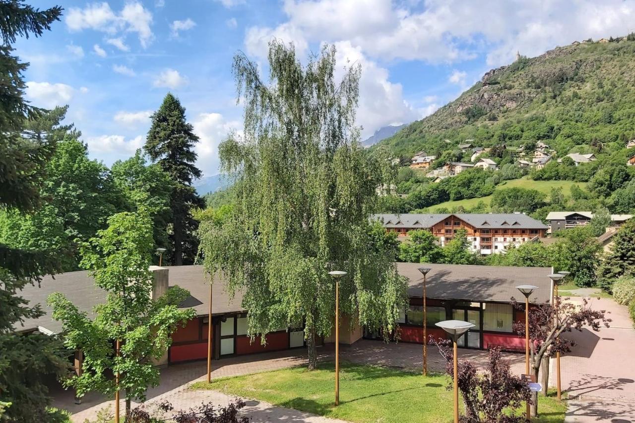 Beautiful Studio With Balcony In Briancon Eksteriør bilde
