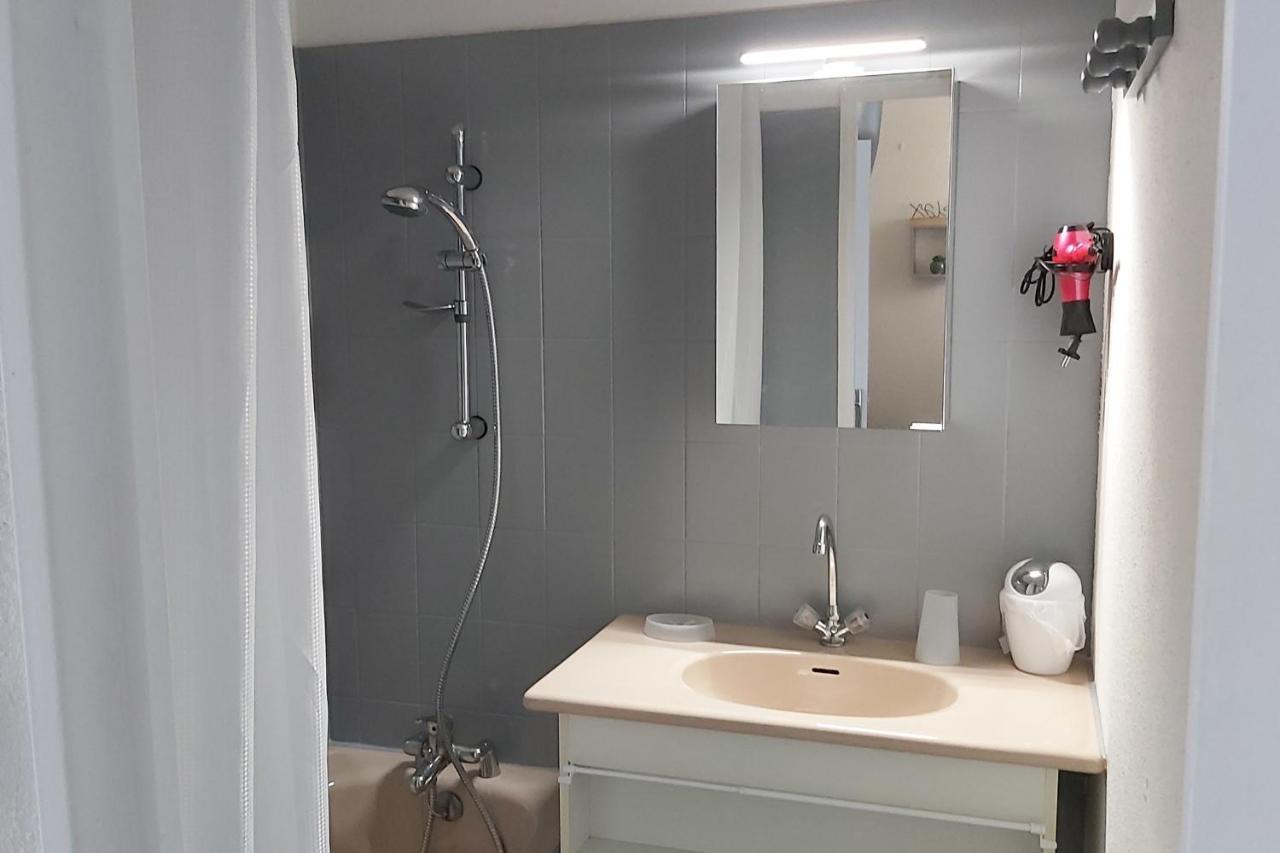 Beautiful Studio With Balcony In Briancon Eksteriør bilde